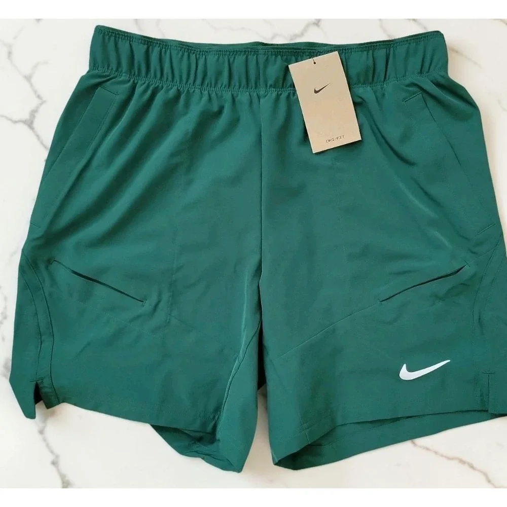 Nike Court Dri-FIT Victory 7